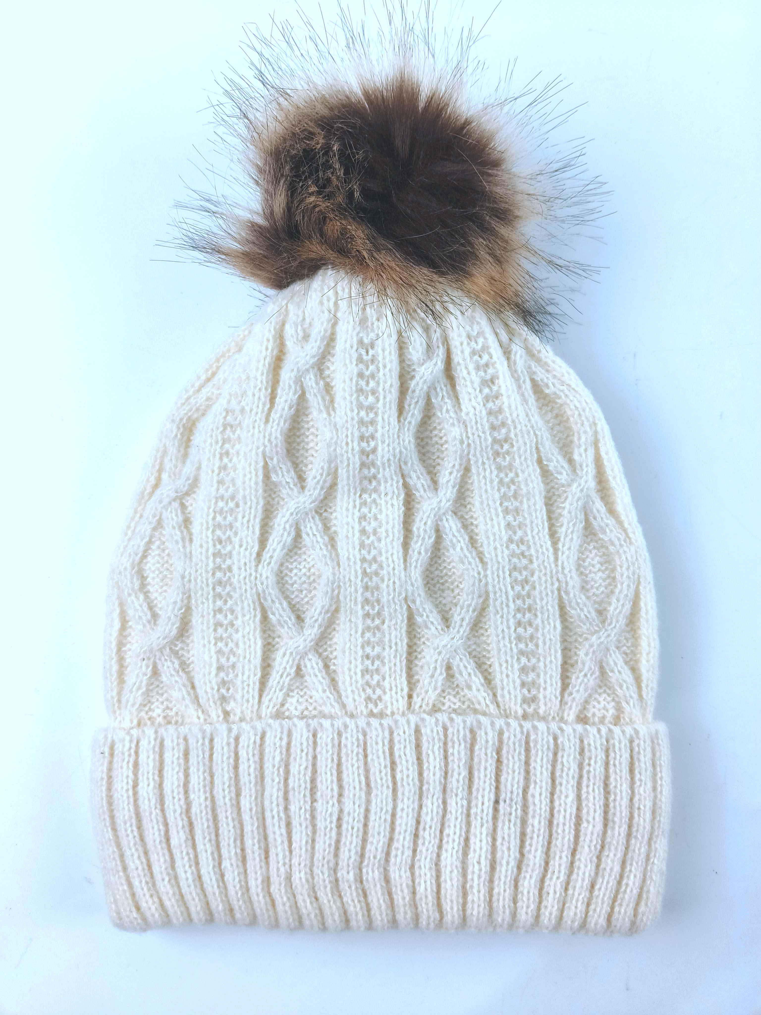 Hat (F3702A)